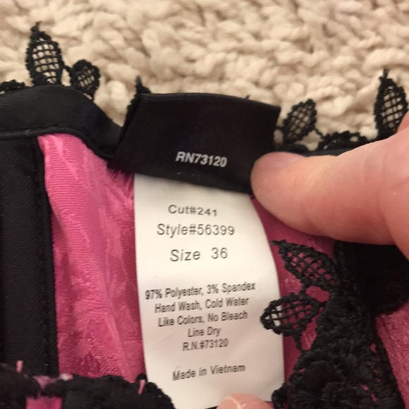 Pink and black laced corset - Picture 9 of 9